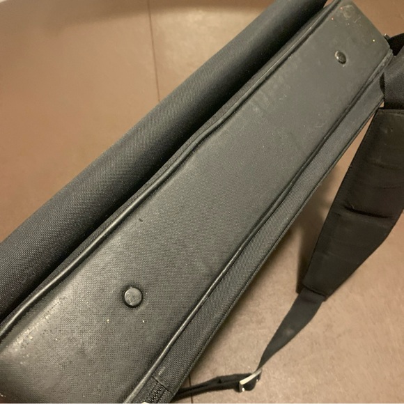 TUMI 2967D Black Leather Nylon Briefcase Laptop Shoulder Messenger Bag - Picture 7 of 16